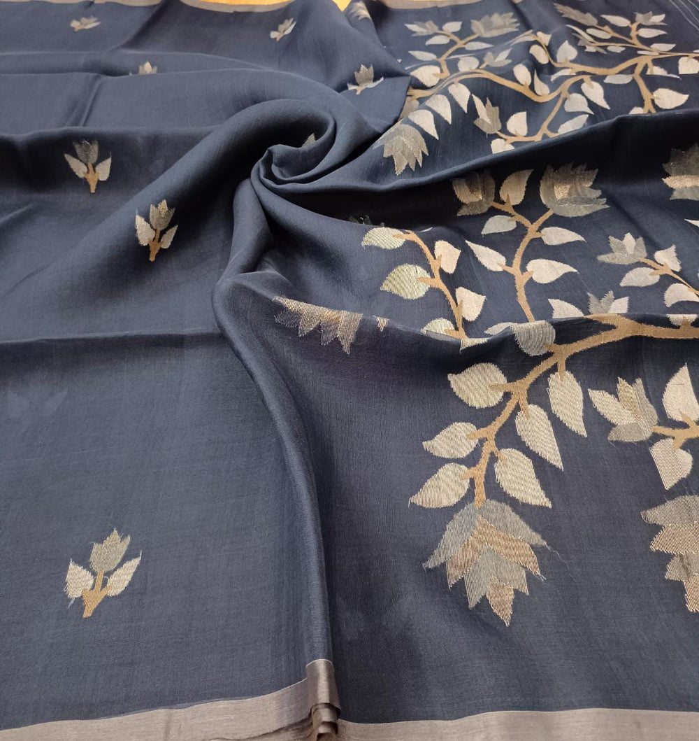 Hall'lndloom Muslin Silk Handwoven Jamdani Saree (Indigo-Blue) Balaram Saha