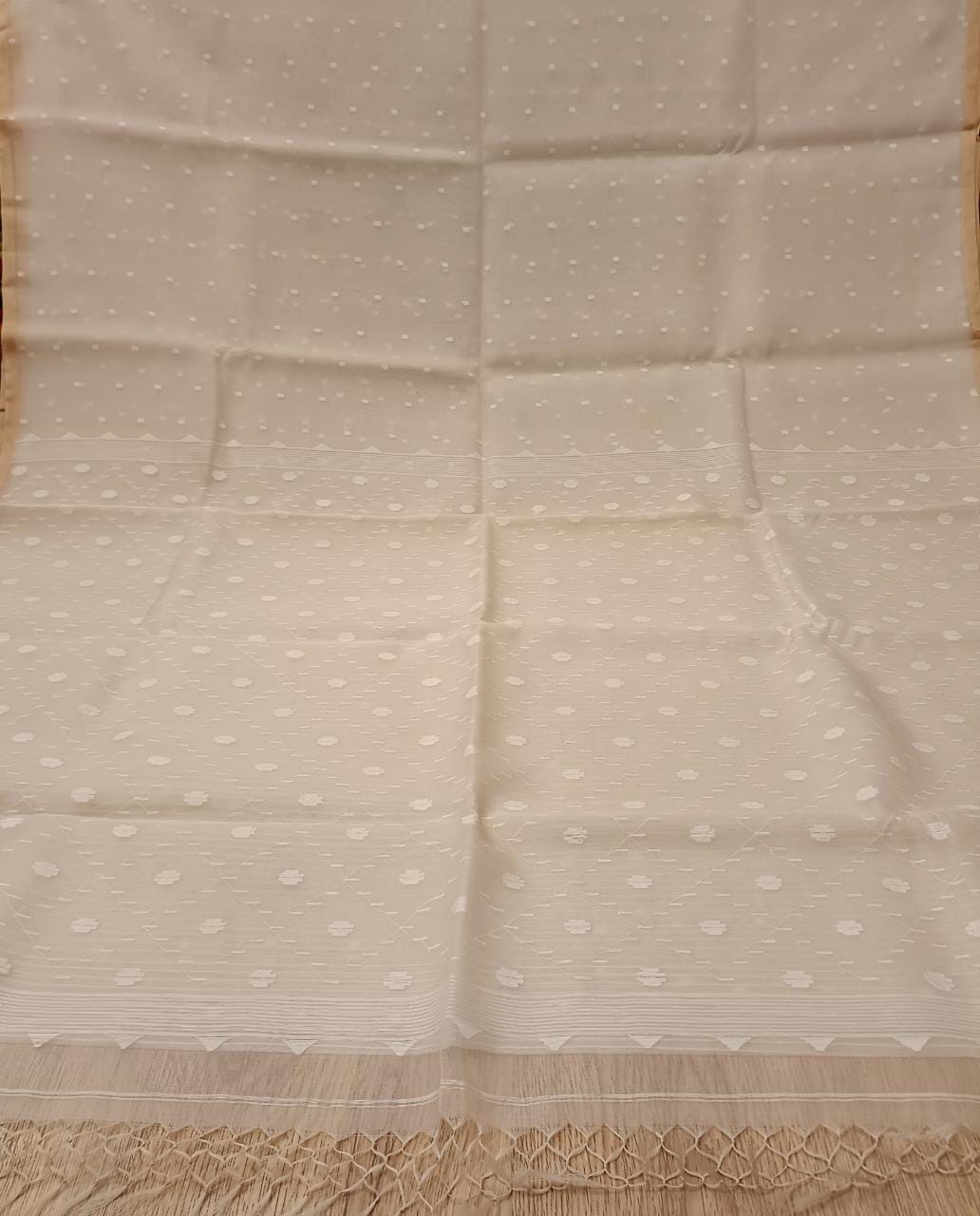 White on White handloom Muslin Silk handwoven Dhakai Jamdani saree Balaram Saha