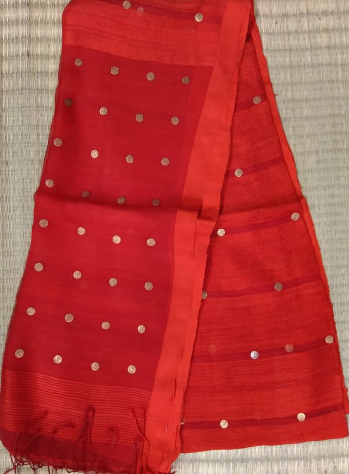 Balaram Saha Matka Silk Saree – Red Beauty with Handwoven Sequins (matka, matka sale, matka silk, matka silk sarees, matka silk saree, pure matka silk sarees, bengali silk saree )
https://www.youtube.com/
