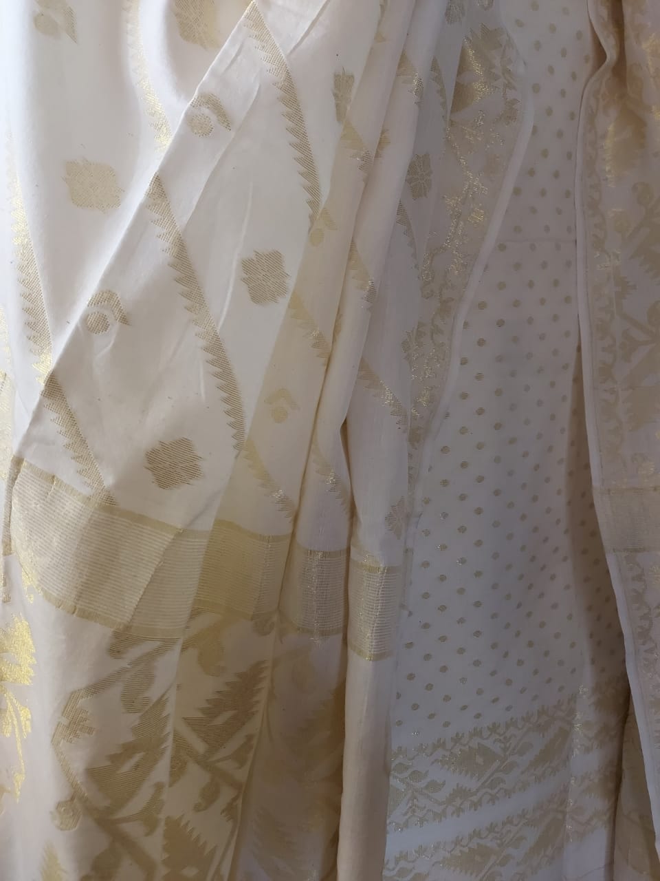 White & Gold Soft Cotton Handloom Unstitched 2 Piece Dkakai Set Balaram Saha