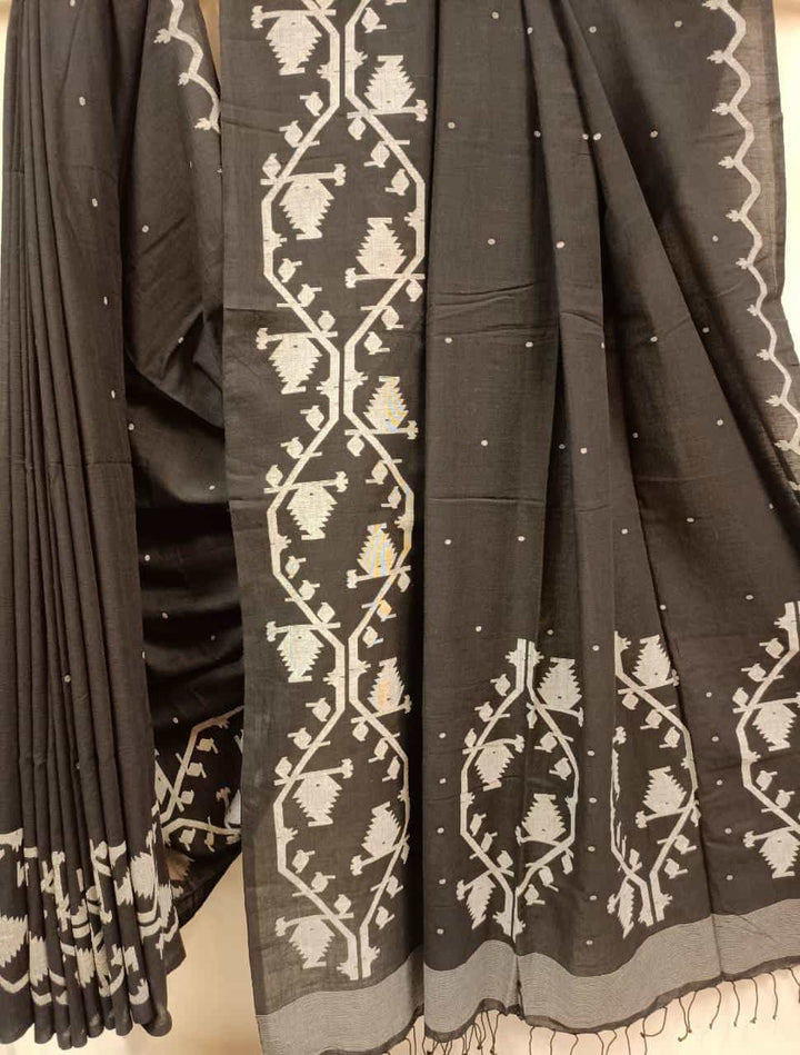 Muslin Cotton Traditional Jamdani Saree by Balaram Saha – Handwoven Elegance