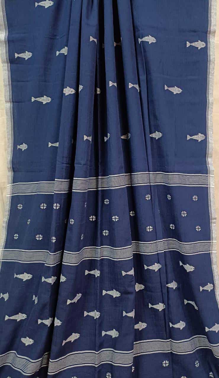 Muslin Cotton Jamdani Saree by Balaram Saha – Navy Blue & White Elegance