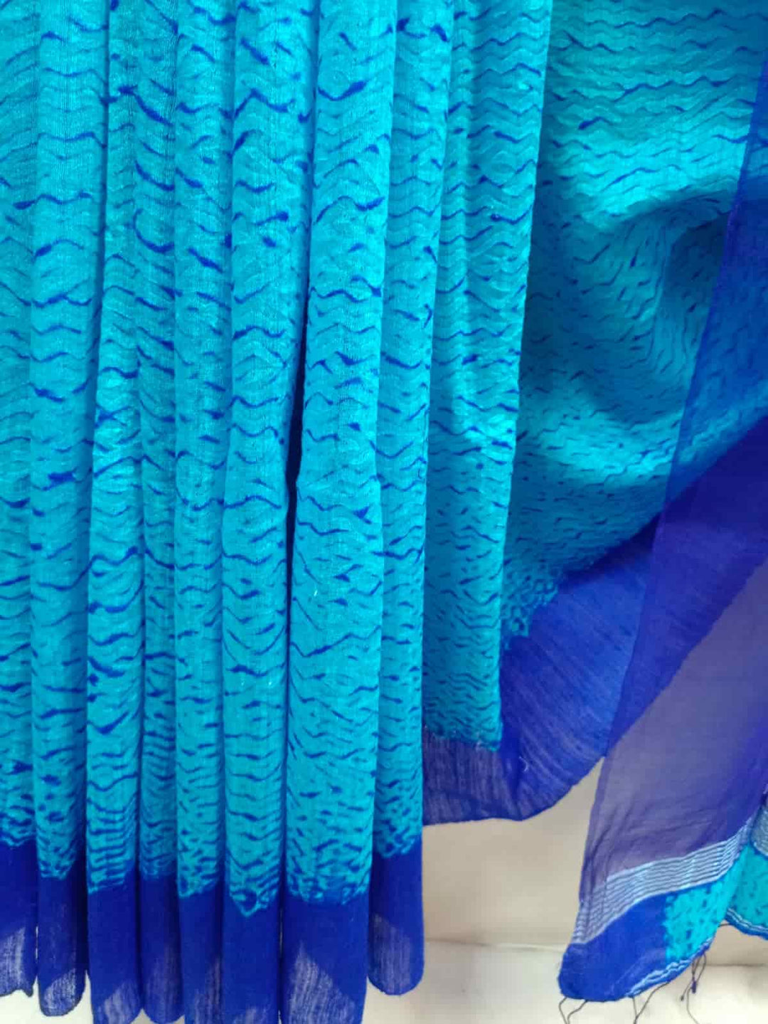 Light Blue & Deep Blue Matka/Muslin Silk Shibori (Tie & Dye) Saree Balaram Saha
