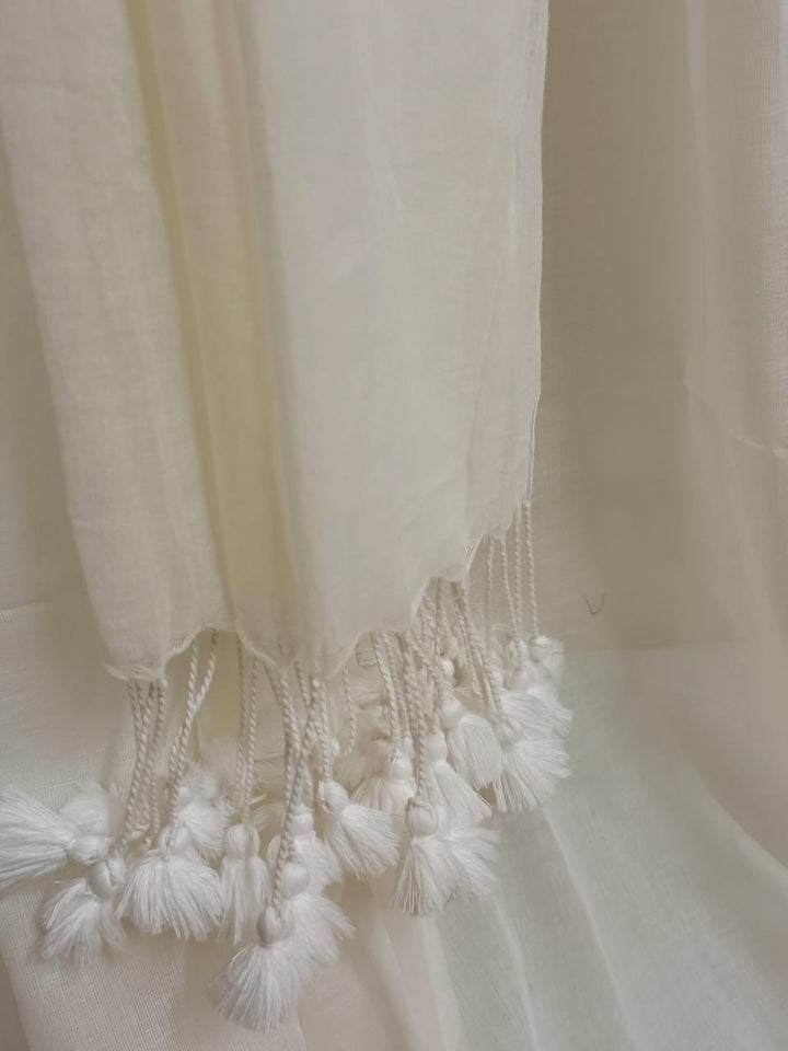 Off White Handloom Soft Cotton Saree Balaram Saha