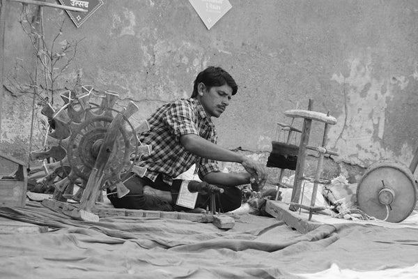 The Renaissance of Indian Handloom: How It’s Weaving Its Way Back into Fashion