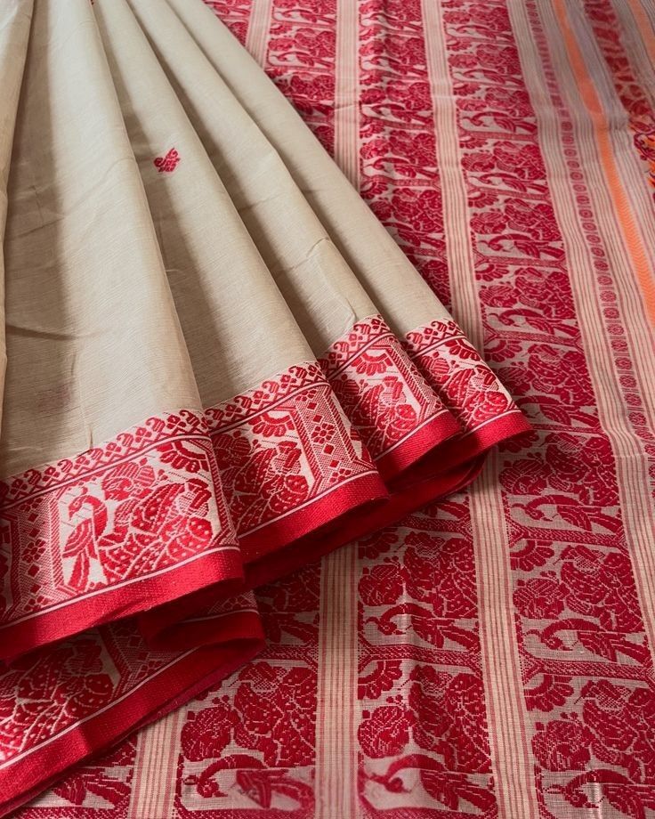Dhonekali Saree Shop in Kolkata – Explore Authentic Handloom Collection at Balaram Saha