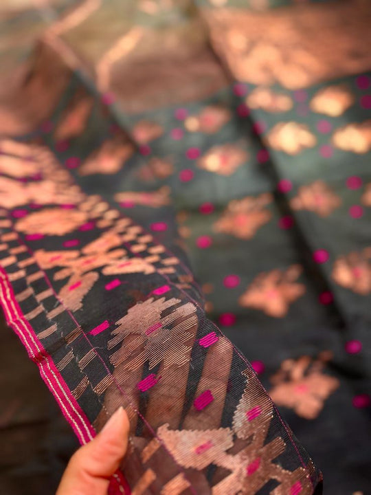 Season of Softness: Embracing Rainy Days with Balaram Saha’s Featherlight Jamdani Sarees