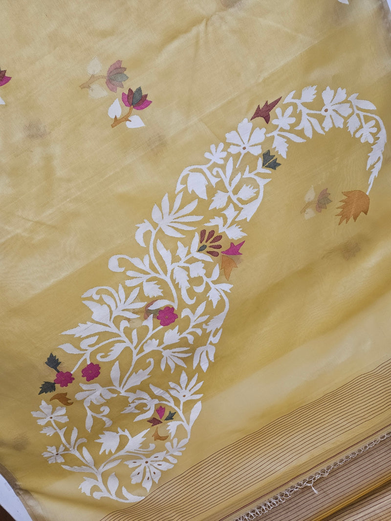 Light Mustard Handwoven Muslin Silk Jamdani Saree Balaram Saha