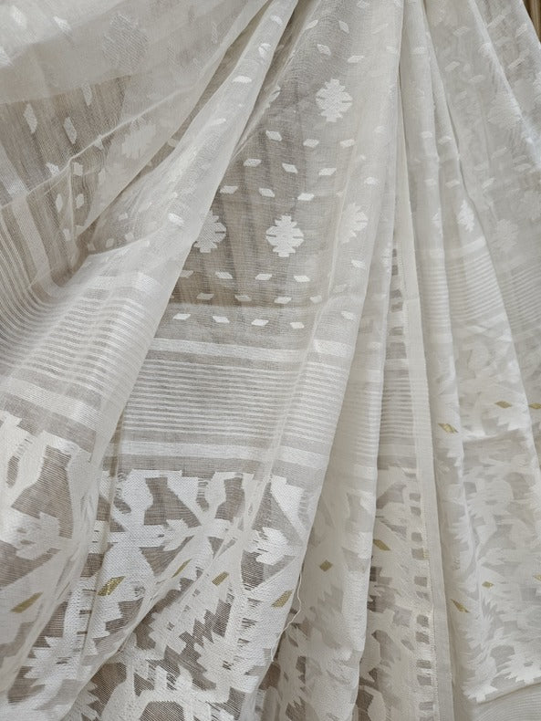 White & White Traditional Jacquard Weave Dhakai Dupatta - Balaram Saha