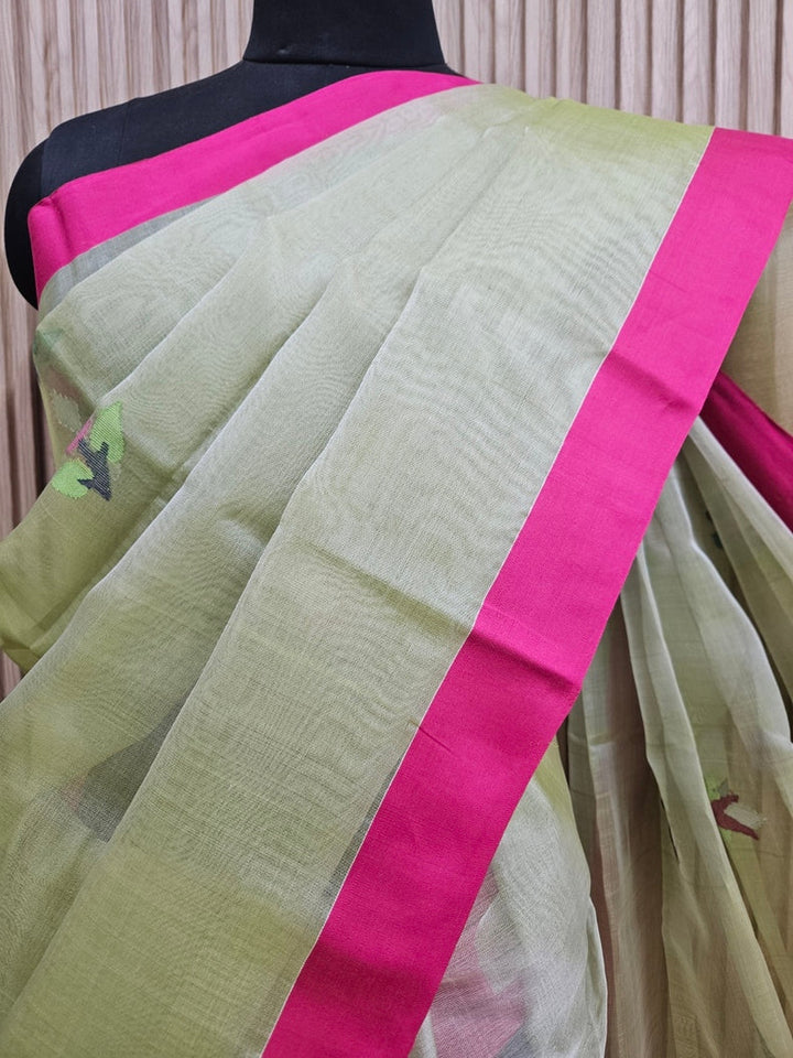 Green & Magenta Handwoven Pure Muslin Silk Jamdfani Saree Balaram Saha