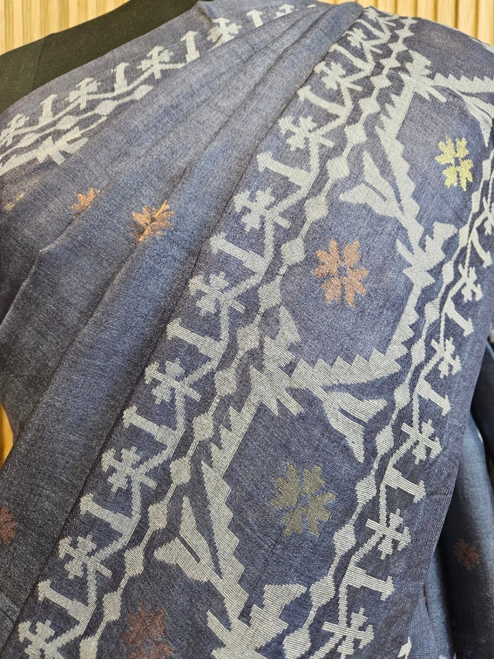 Experience Luxury with Grey & White Handloom Tussar Silk Jamdani Saree By Balaram Saha Balaram Saha