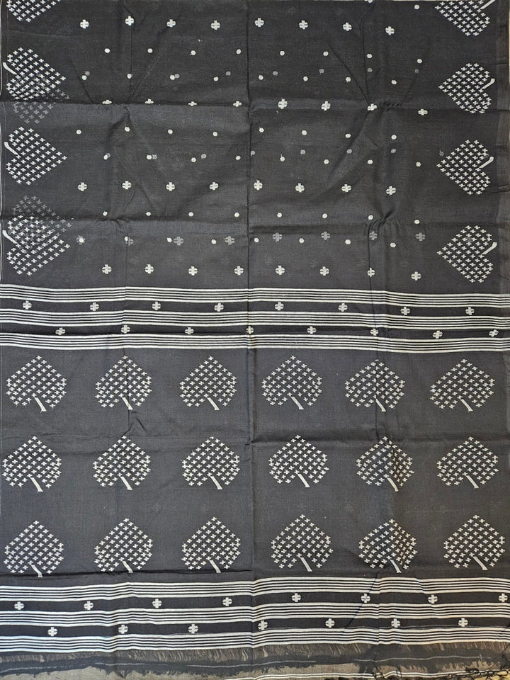 Black & White Traditional Handwoven Cotton Jamdani Saree with Leaf Motif Border Balaram Saha