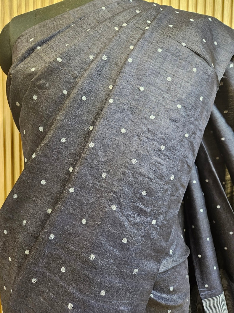 Indigo Blue Handloom Tussar Silk Jamdani Saree by Balaram Saha Balaram Saha
