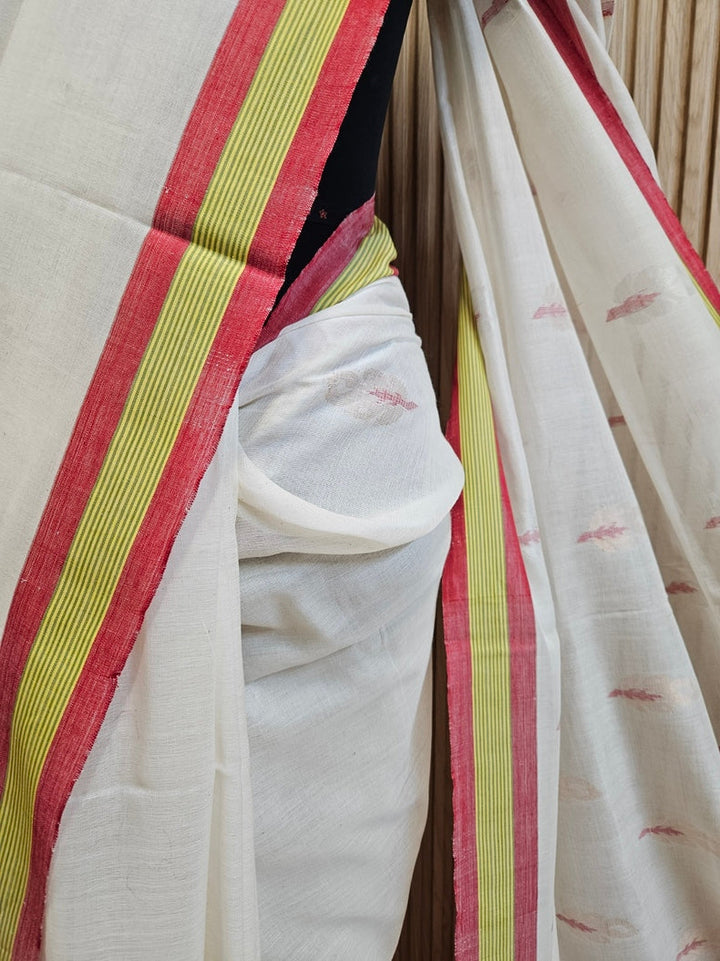 Handloom Cotton Saree - Elegant Off-White & Red By Balaram Saha Balaram Saha