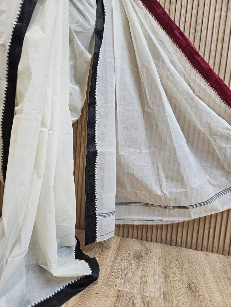 Off-White Traditional Handloom Maroon & Black Ganga Jamuna Cotton Saree Balaram Saha