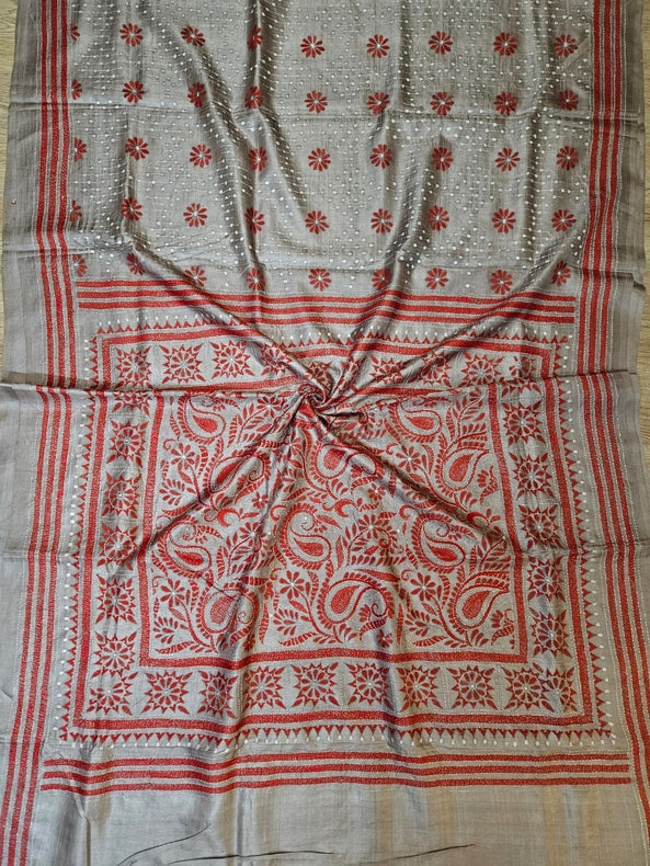 Discover the Timeless Elegance of this Exquisite Tussar Kantha Silk Saree Balaram Saha