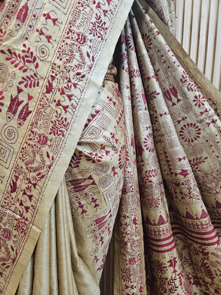 Threads of Tradition: Balaram Saha's Black & White Tussar Handstitch Kantha Silk Saree Balaram Saha