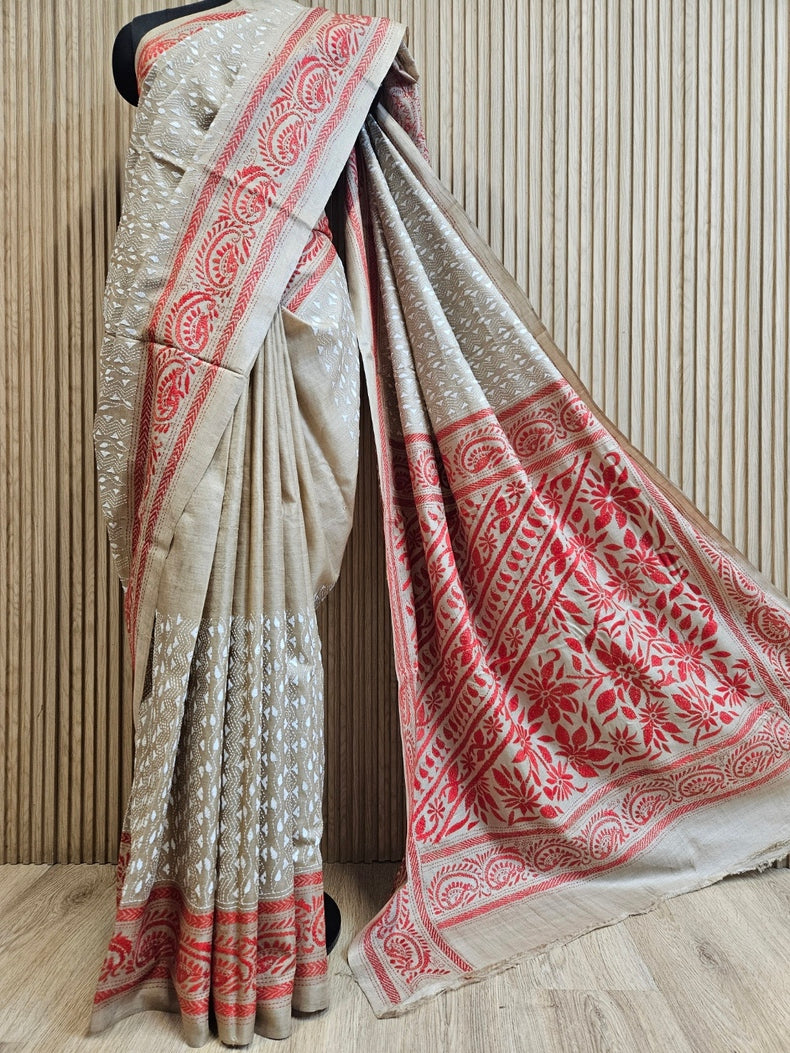 Sophisticated in Blue: Balaram Saha’s Masterpiece Kantha Tussar Silk Saree Balaram Saha