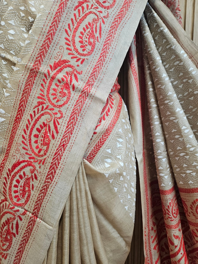 Sophisticated in Blue: Balaram Saha’s Masterpiece Kantha Tussar Silk Saree Balaram Saha