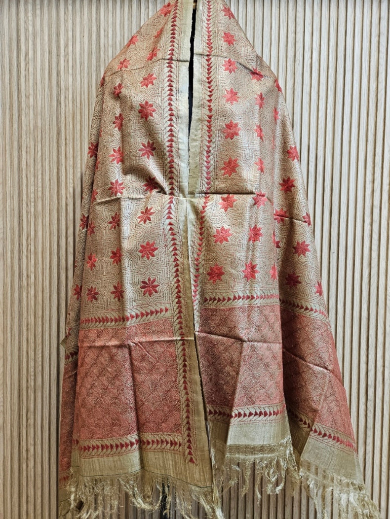 Moss Green & Maroon Premium Tussar Silk Hand Kantha Stitch Dupatta Balaram Saha