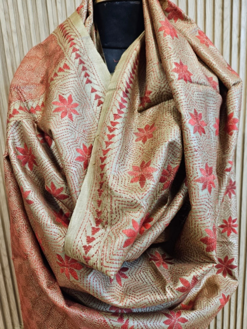 Moss Green & Maroon Premium Tussar Silk Hand Kantha Stitch Dupatta Balaram Saha