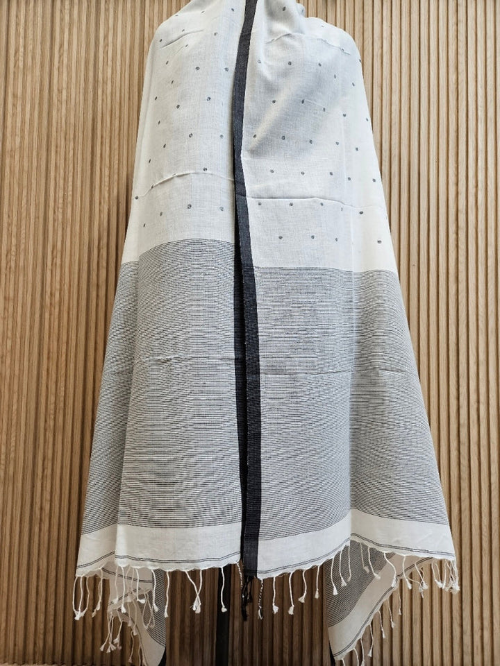 White & Black Soft Handloom Cotton Jamdani Dupatta Balaram Saha