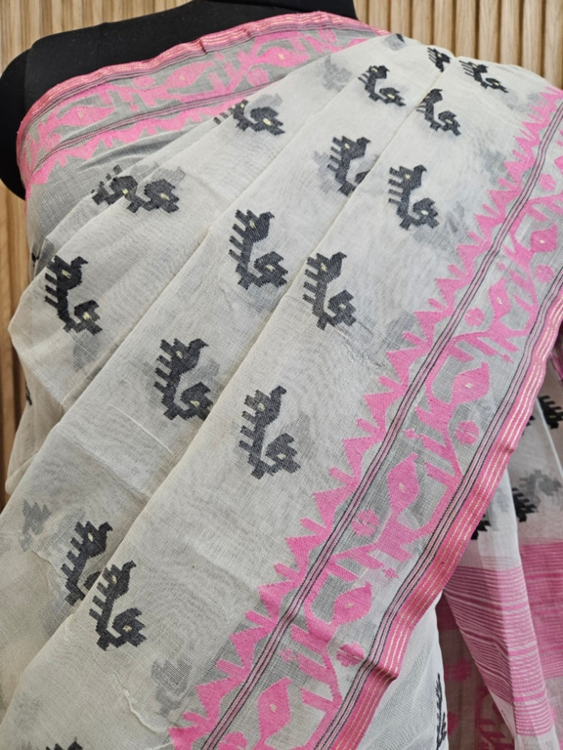 Off White Pink Handwoven Bangladesh Cotton Jamdani Saree Balaram Saha