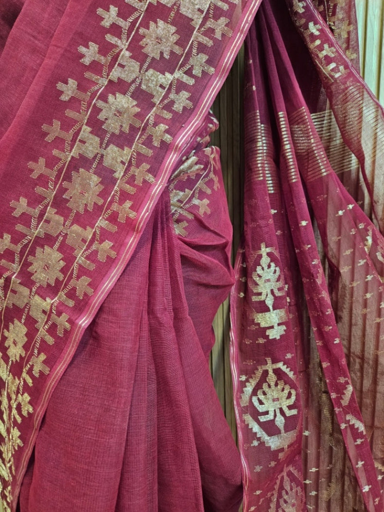 Experience Luxury Present By Balaram Saha : Maroon & Gold Handwoven Jamdani Saree Balaram Saha
