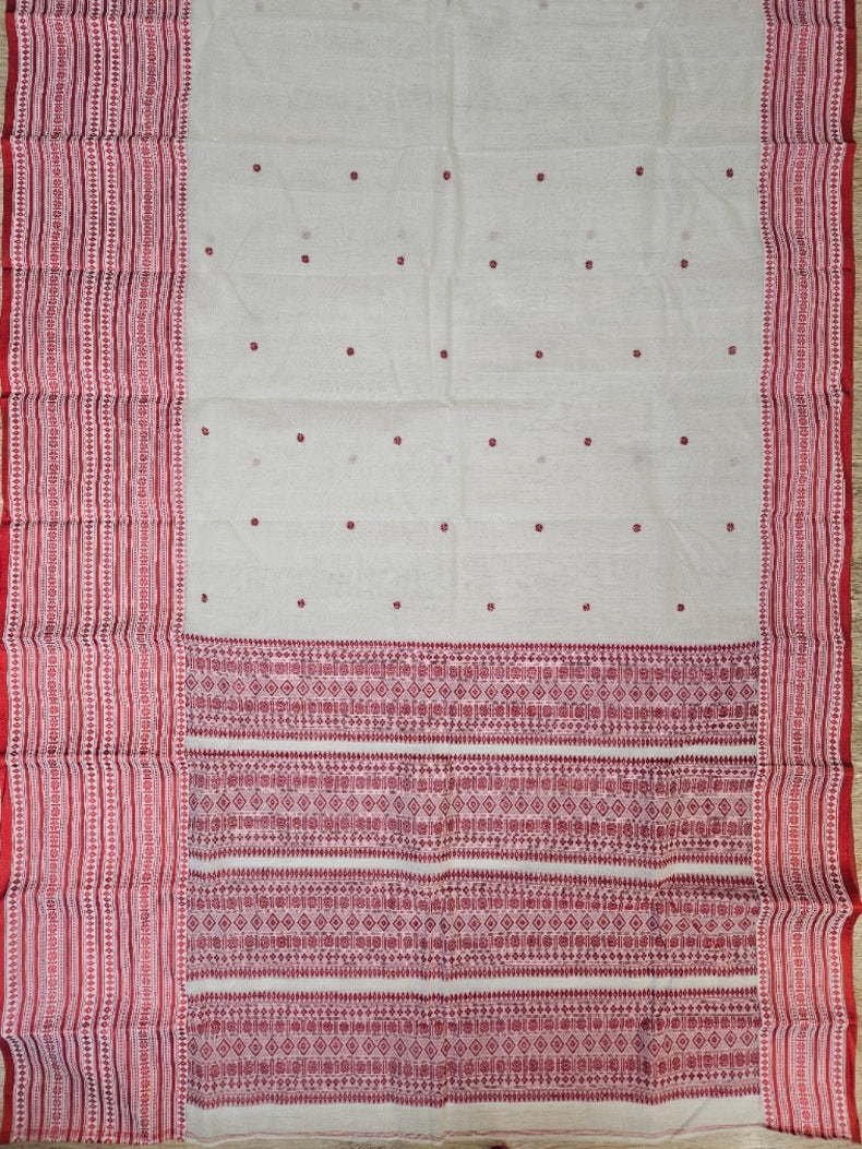 Off-White & Red Tangail Elegance: A Balaram Saha Handloom Cotton Saree Masterpiece Balaram Saha