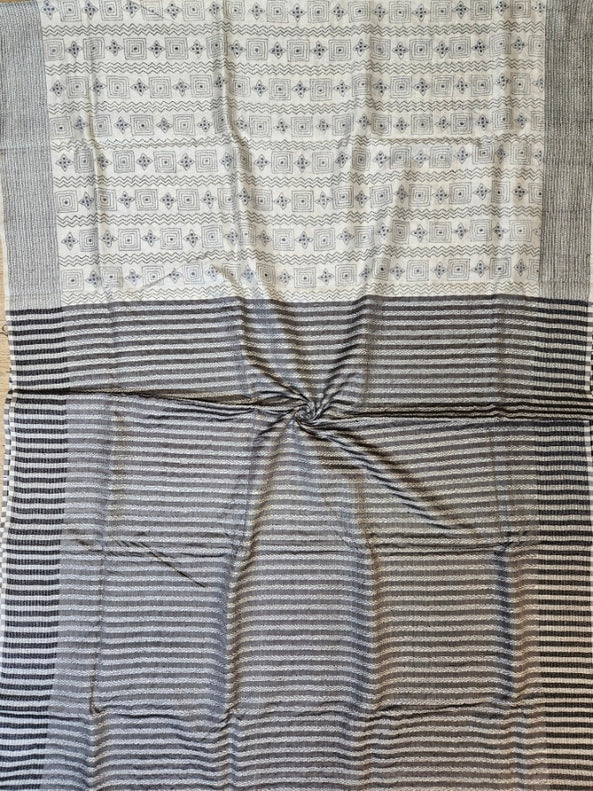 White Discover the Timeless Elegance of This Exquisite Kantha Silk Saree Balaram Saha