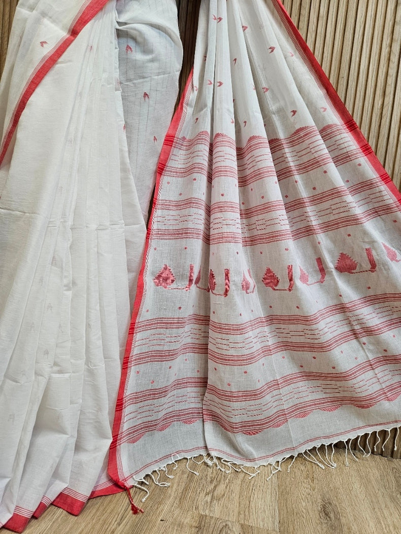 Off White &  Red Handwoven Handspun Fine Cotton Jamdani Saree Balaram Saha