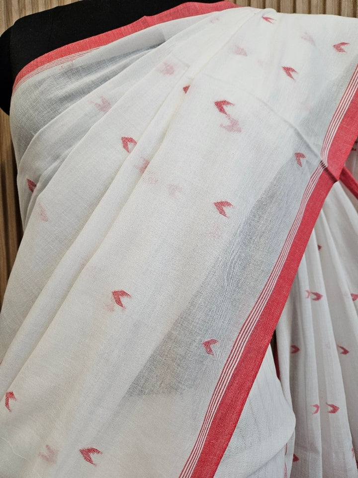 Off White &  Red Handwoven Handspun Fine Cotton Jamdani Saree Balaram Saha