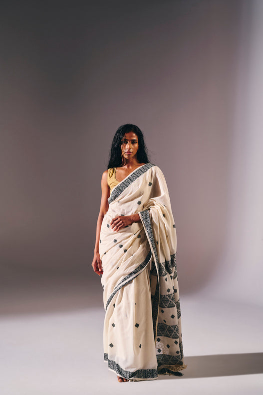 Off-White Soft Handloom Cotton Saree With Black Border Balaram Saha