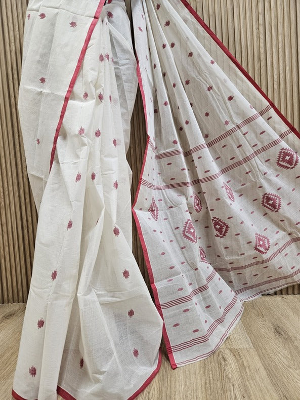 Balaram Saha Presents: Off-White & Red Handwoven Cotton Jamdani Saree -  (handloom saree, jamdani saree, jamdani sarees, cotton jamdani saree, jamdani cotton saree, handloom cotton saree, balaram saha online, jamdani saree online, soft jamdani saree, dhakai jamdani saree, dhakai jamdani saree, Jamdani Border Saree, handloom saree, balaram saha saree, balaram saha gariahat)

www.Tumblr.com

