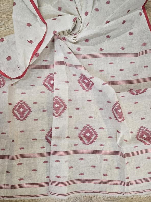 Balaram Saha Presents: Off-White & Red Handwoven Cotton Jamdani Saree -  (handloom saree, jamdani saree, jamdani sarees, cotton jamdani saree, jamdani cotton saree, handloom cotton saree, balaram saha online, jamdani saree online, soft jamdani saree, dhakai jamdani saree, dhakai jamdani saree, Jamdani Border Saree, handloom saree, balaram saha saree, balaram saha gariahat)

www.disqus.com