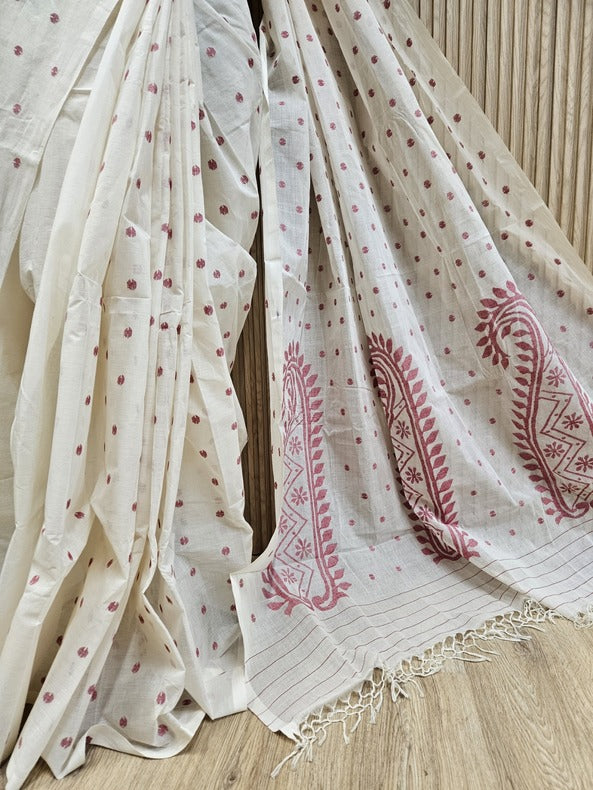 Balaram Saha’s Exclusive Off-White & Red Handwoven Cotton Jamdani Saree -  (handloom saree, jamdani saree, jamdani sarees, cotton jamdani saree, jamdani cotton saree, handloom cotton saree, balaram saha online, jamdani saree online, soft jamdani saree, dhakai jamdani saree, dhakai jamdani saree, Jamdani Border Saree, handloom saree, balaram saha saree, balaram saha gariahat)

www.blogger.com

