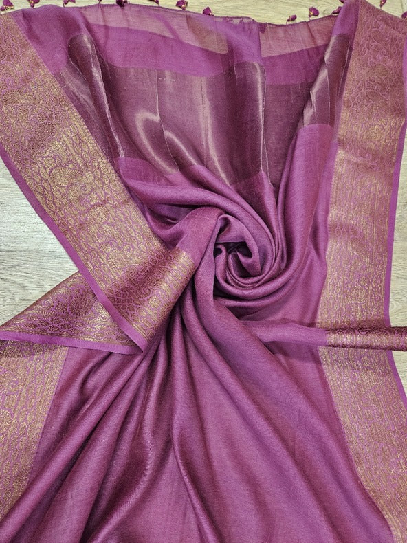 Soft Handloom Silk Saree With Woven Zari Border by Balaram Saha - (handloom saree, Zari border, silk saree, handloom silk saree, balaram saha online, silk sarees, silk handloom saree, bengal handloom sarees, pure silk, silk saree online, bengali silk saree)