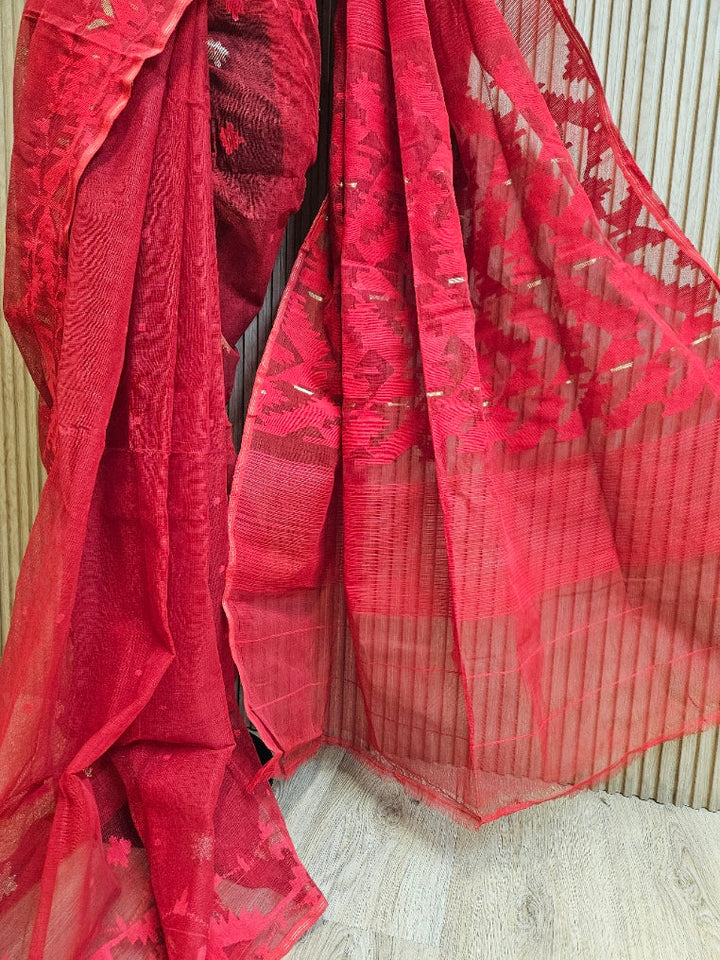 Balaram Saha: Contemporary Classic: Red and Orange Bangladesh Silk Jamdani Saree Balaram Saha
