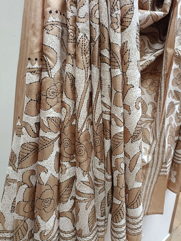 Beige & White Premium Pure Silk Handstitch Kantha Saree - (handloom saree, silk saree, handloom silk saree, balaram saha online, silk sarees, balaram saha handloom saree store, silk handloom saree, bengal handloom sarees, pure silk, tussar silk saree, silk saree online)     https://www.hp.com/in-en/home.html