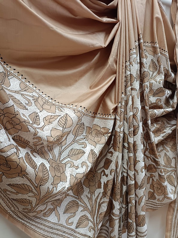 Beige & White Premium Pure Silk Handstitch Kantha Saree - (handloom saree, silk saree, handloom silk saree, balaram saha online, silk sarees, balaram saha handloom saree store, silk handloom saree, bengal handloom sarees, pure silk, tussar silk saree, silk saree online)    https://www.zendesk.com/in/#georedirect