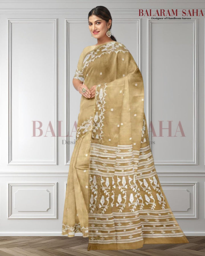 Springtime Chic: Light Biege White Muslin Silk Jamdani Saree by Balaram Saha Balaram Saha