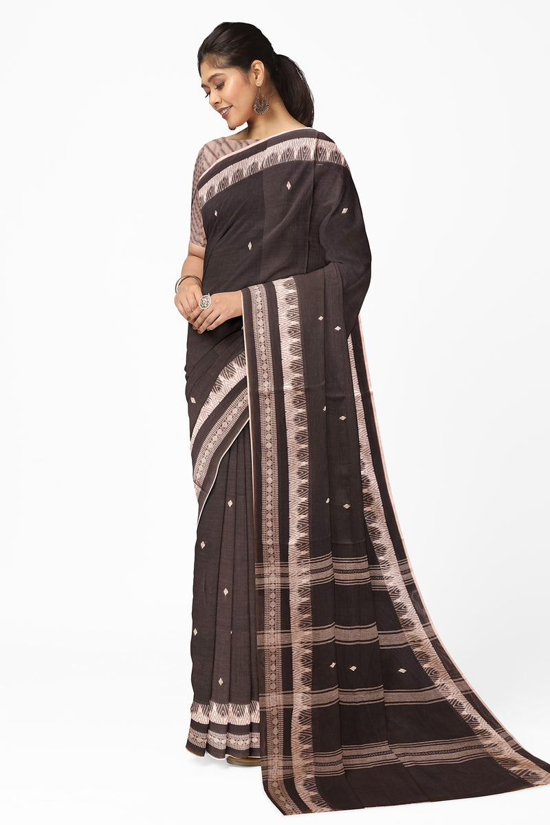 Black & Grey Dhonekali Cotton Saree Balaram Saha (handloom saree, cotton saree, handloom cotton saree, balaram saha online, handloom sarees, balaram saha handloom saree store photos, balaram saha handloom saree store, cotton handloom saree, bengal handloom sarees, pure cotton, cotton saree for women, cotton saree online)  https://unsplash.com/