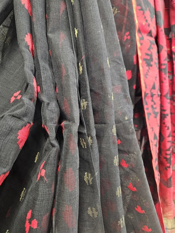 Black & Red Handwoven Bangladesh Jamdani Saree by Balaram Saha - (dhakai jamdani saree, jamdani saree, jamdani sarees, cotton jamdani saree, jamdani cotton saree, handloom cotton saree, balaram saha online, jamdani saree online, soft jamdani saree, muslin jamdani saree, original dhakai jamdani saree, jamdani sarees, soft dhakai jamdani saree, white jamdani saree, jamdani saree bangladesh )
https://www.apple.com/