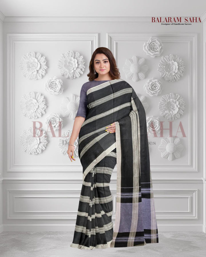 Bold & Beautiful: Balaram Saha's Black & White Soft Handloom Dhonekali Saree (handloom saree, cotton saree, handloom cotton saree, balaram saha online, handloom sarees, balaram saha handloom saree store photos, balaram saha handloom saree store, cotton handloom saree, bengal handloom sarees, pure cotton, cotton saree for women, cotton saree online)  https://www.global-gallivanting.com/oh-calcutta/