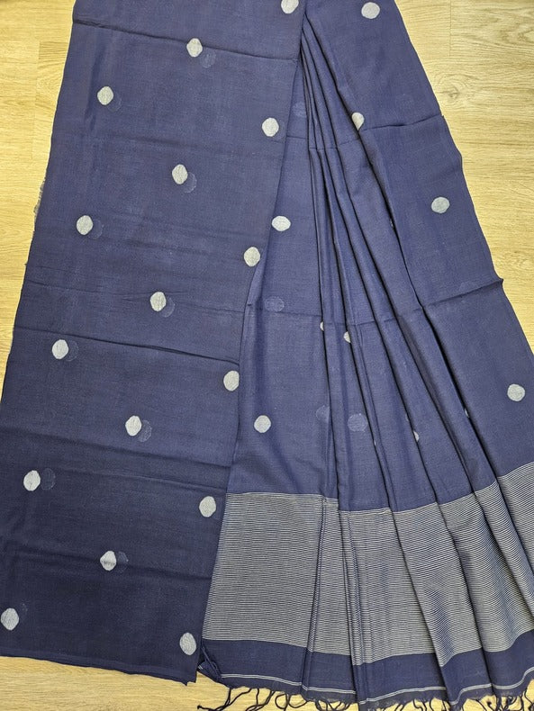 Classic Blue & White: Handspun Cotton Jamdani Kurta & Dupatta Set by Balaram Saha - (balaram saha online, Handloom Dupatta, Handwoven Jamdani, Handspun Cotton, jamdani dupatta, balaram saha dupatta, cotton jamdani dupatta, jamdani dupatta online, dhakai jamdani dupatta, dupatta collection, dupatta)   https://www.theverge.com/