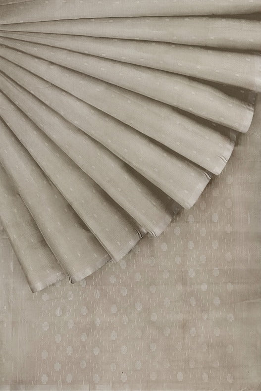 Classic Cream & White Handwoven Cotton Jamdani Saree by Balaram Saha - (handloom saree, cotton saree, handloom cotton saree, balaram saha online, handloom sarees, balaram saha handloom saree store photos, balaram saha handloom saree store, cotton handloom saree, bengal handloom sarees, pure cotton, cotton saree for women, cotton saree online)