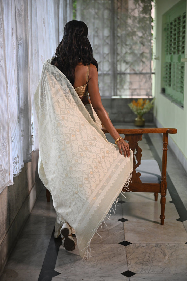 Cream Handspun Cotton Jamdani Saree with White & Dull Gold Traditional & Geometric Motifs Balaram Saha