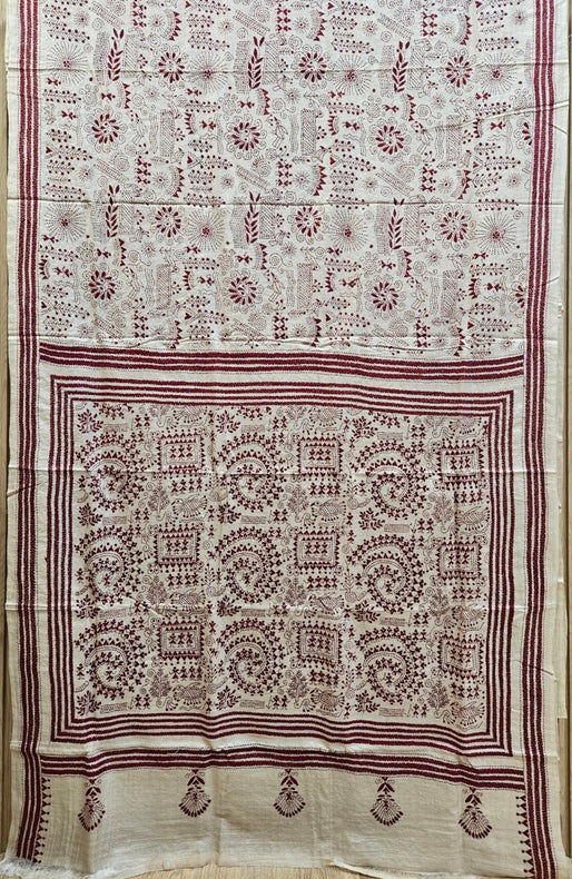 Luxurious Fusion: Cream & White Gachhi Tussar Kantha by Balaram Saha Balaram Saha