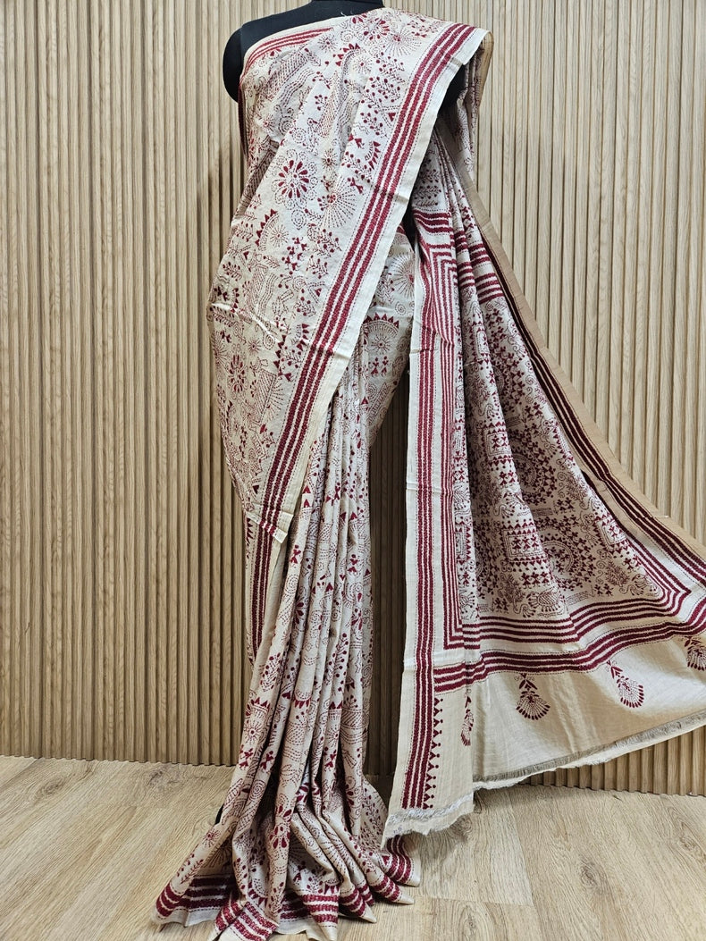Luxurious Fusion: Cream & White Gachhi Tussar Kantha by Balaram Saha Balaram Saha