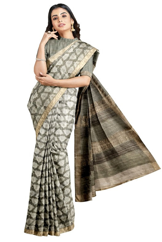 Elevate Your Look: Dark Green Handloom Tussar Silk Saree by Balaram Saha Balaram Saha